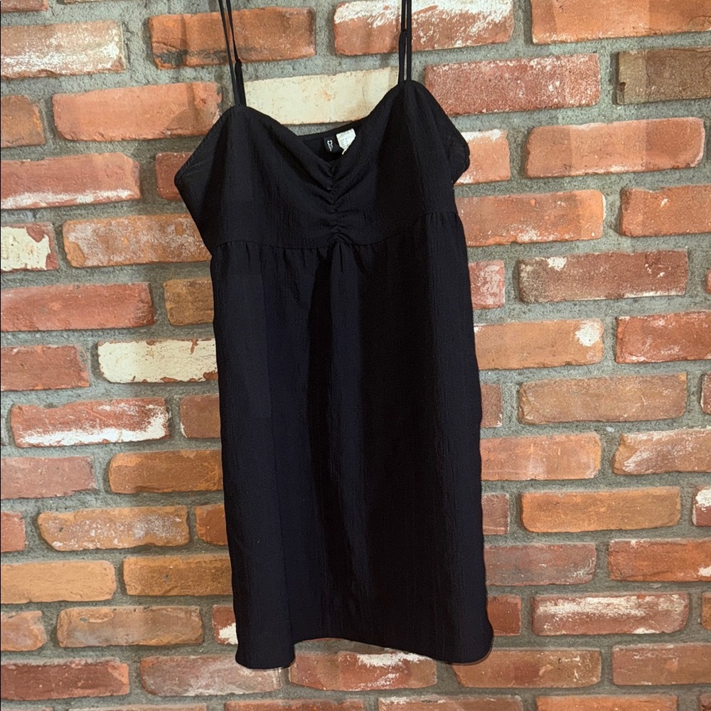 Divided Chic Black Strapless Dress